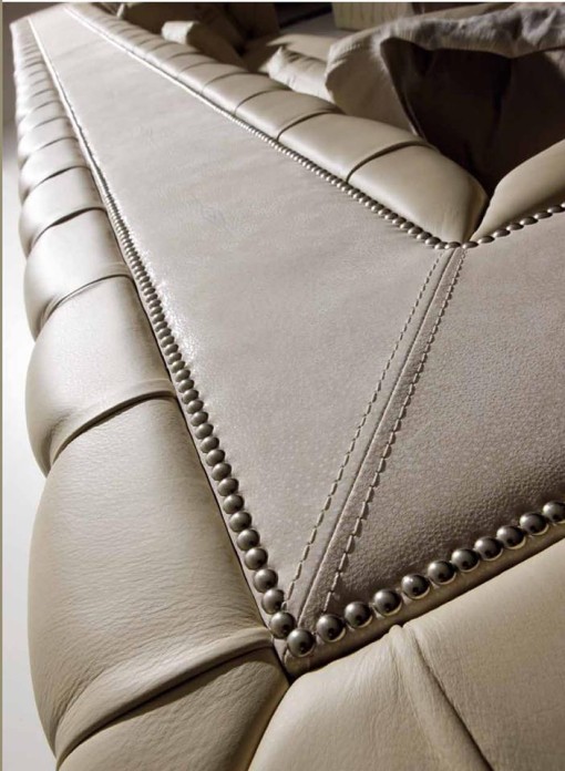 Great craftsmanship for a top quality haute couture sofa...