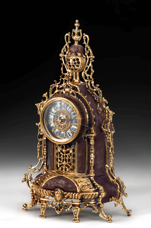 A precious clock of the new Bronze