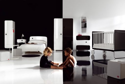 be glossy black & glossy white bedroom