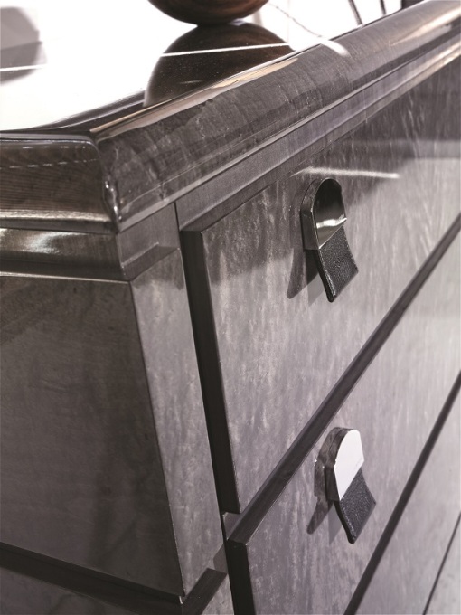 Chromed and leather details in drawers of bedroom MON collection