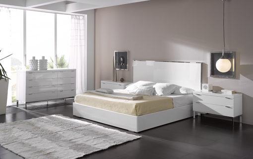 White lacquered CITY bedroom