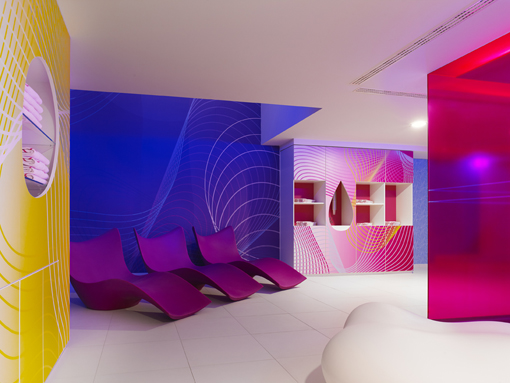 NH Hotel in Berlin with SURF loungers by Karim Rashid for VONDOM