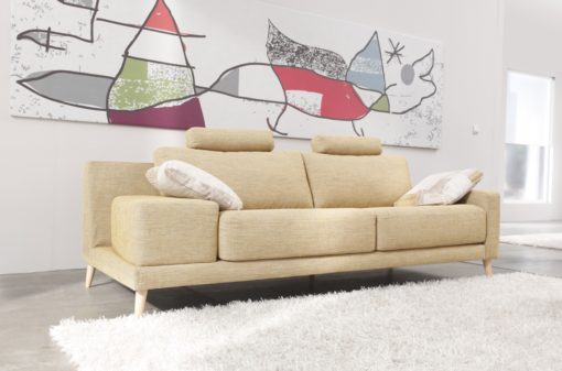 The MADISON sofa with the storage arm