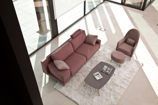 The MADISON NORDIK in combination with the NORDIK coffee table and the MIRANDA armchair