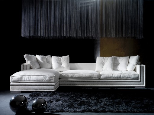 The MAYFAIR modular sofa by LATORRE
