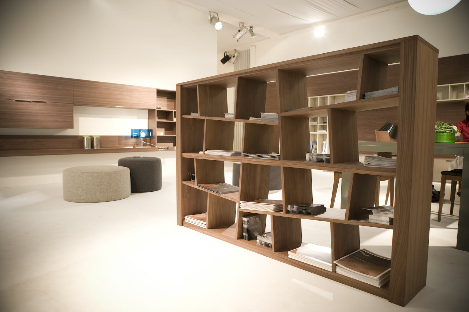 mega-mobiliario-kenia-bookcase