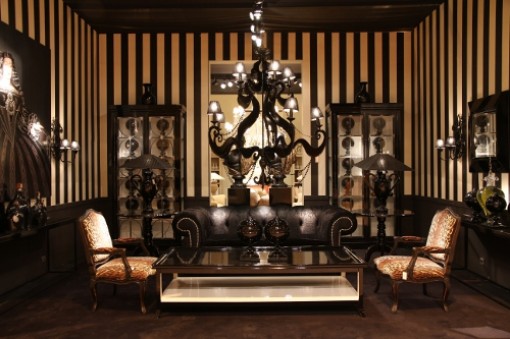 Living room the NOUVEAU BAROQUE collection by Jos Van Dijck for GUADARTE