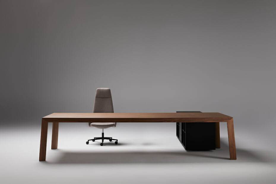 ofifran-tola-executive-table