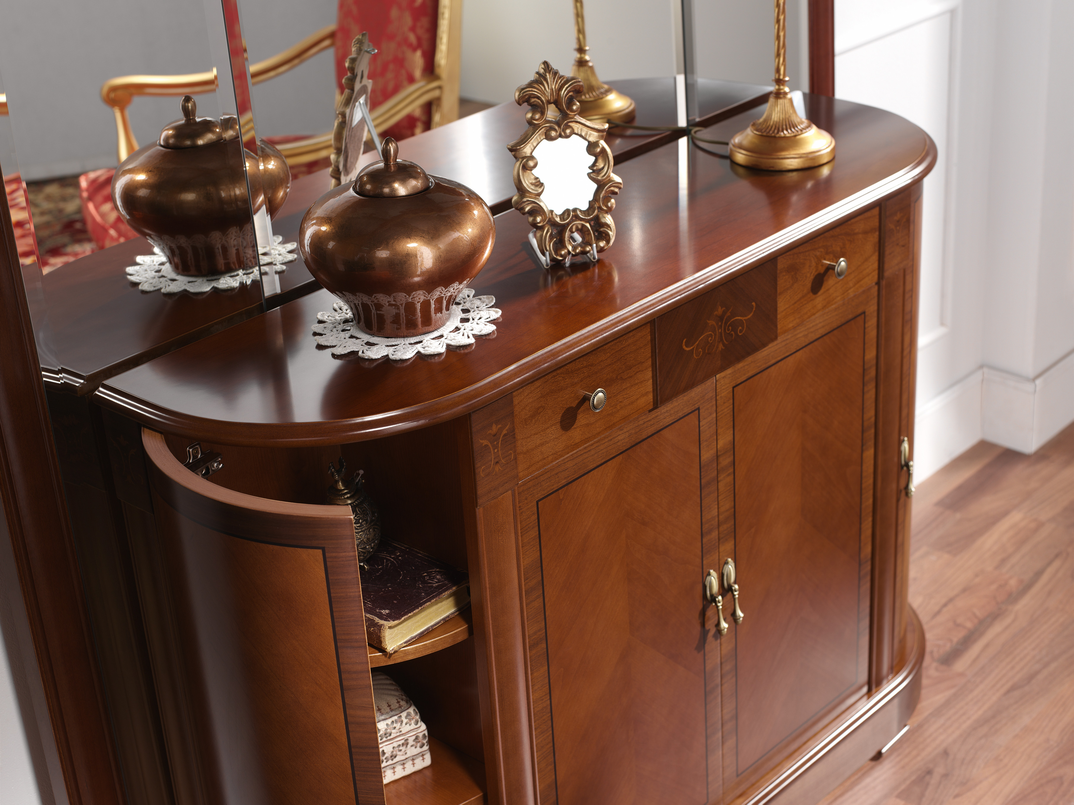 Classic yet contemporary in functionality: cabinet model 104.120 with different storage options