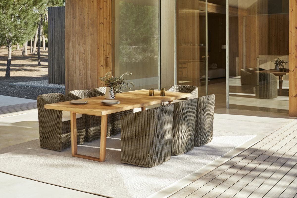 point-heritage-outdoor-dining-set