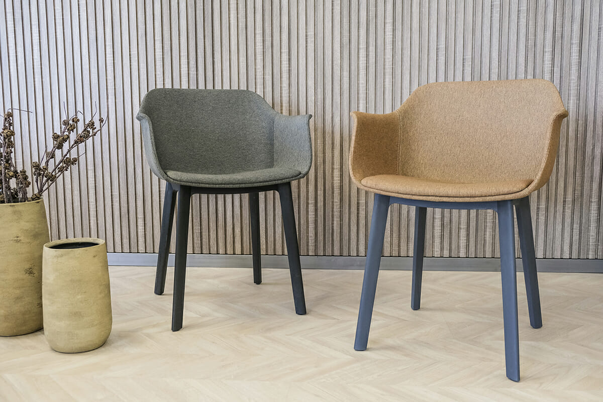 resol-shape-upholstered-chairs