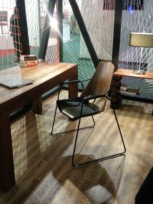 The SINGULAR chair, a creation of Manuel Torres for TAGAR