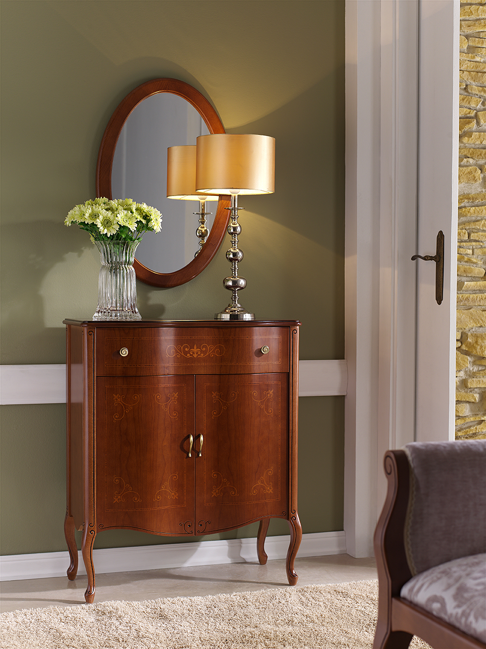 Create a charming space in your foyer: shoe cabinet model 712.074 and mirror model 382.000