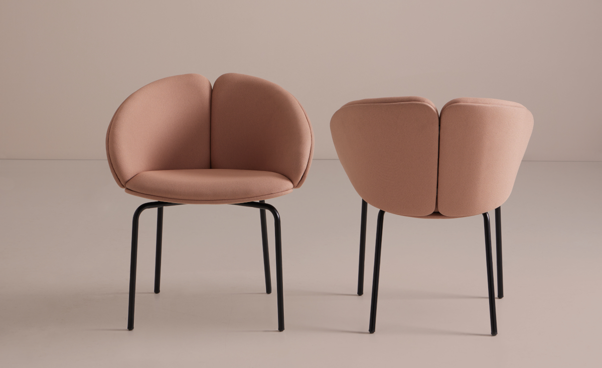 mobboli-peach-chairs