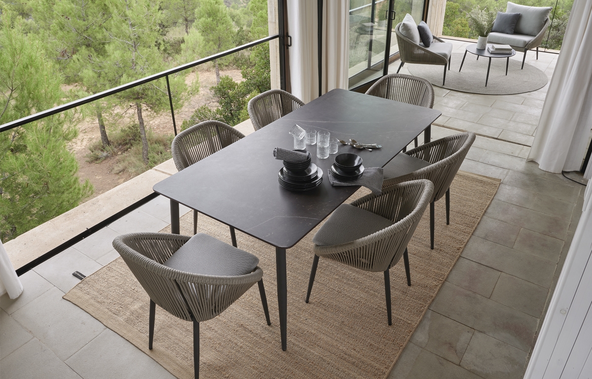 skyline-design-rodona-outdoor-dining-set