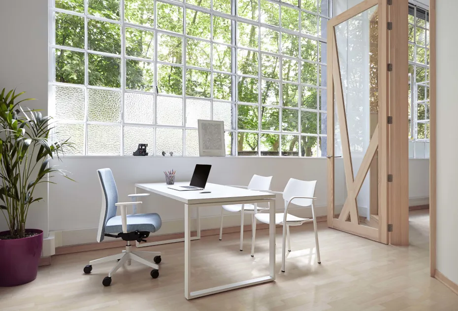64150-64134-bat-office-table