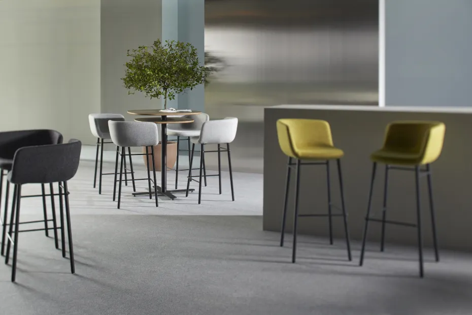 64001-59240-xoco-stool