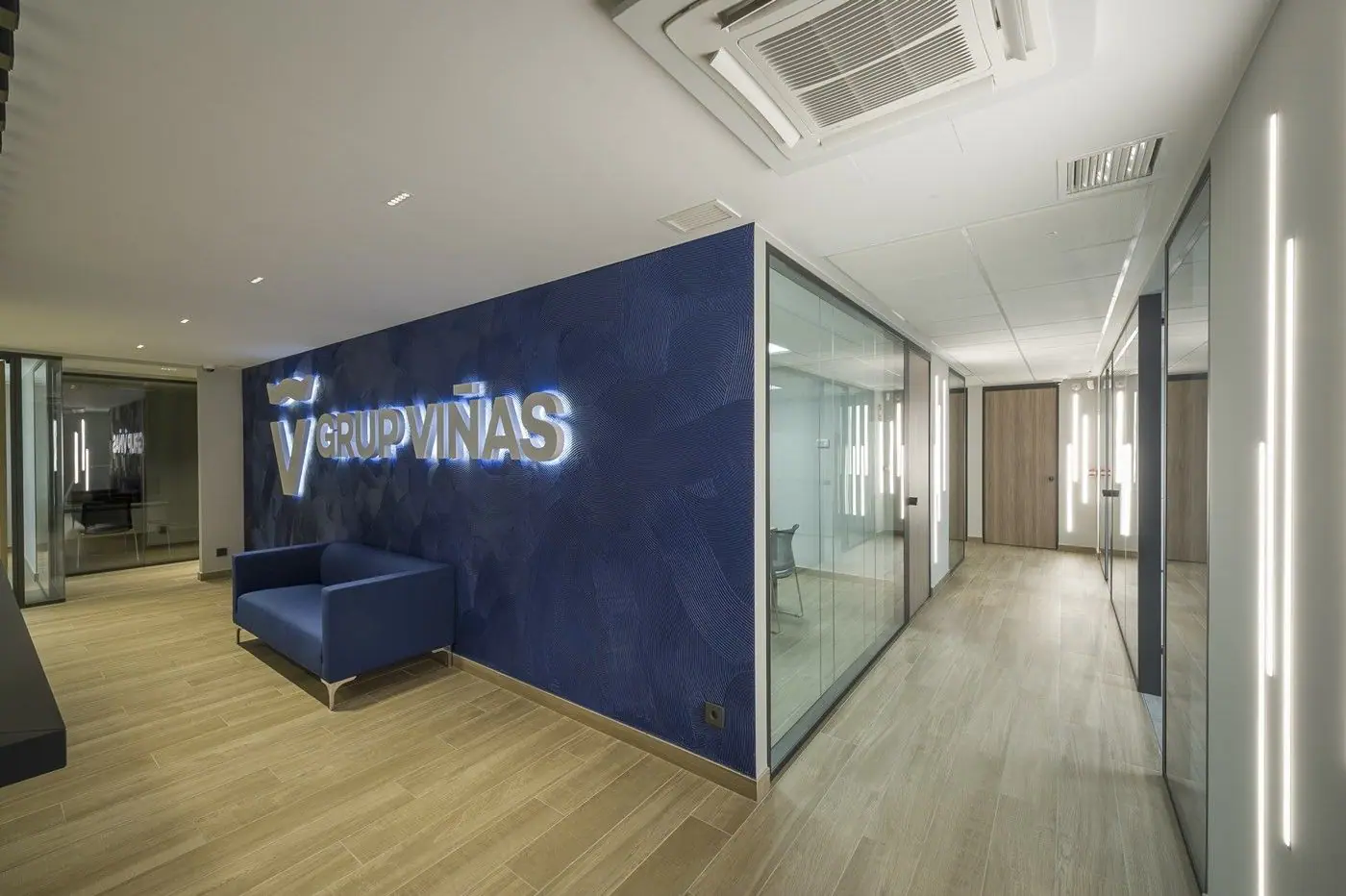 55183-55182-grup-vinas-offices