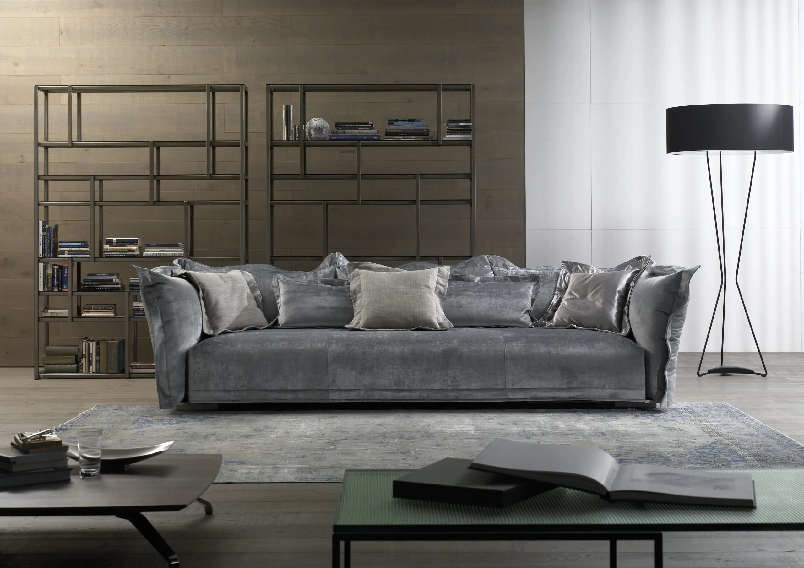 17668-23504-sofas-armchairs
