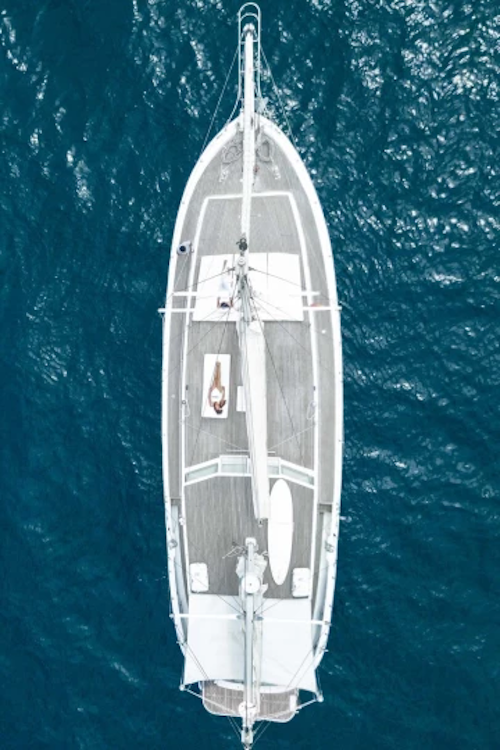67244-67241-topaz-of-braye-sailboat