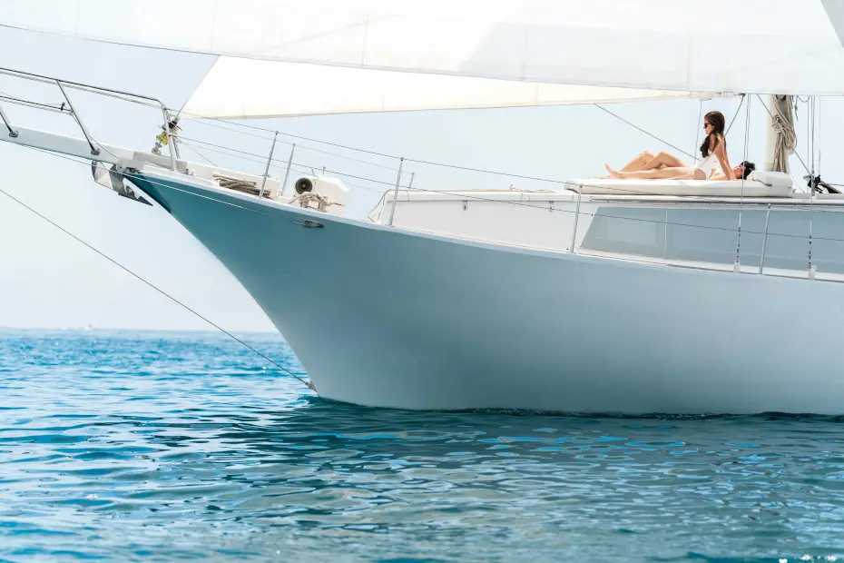 67245-67241-topaz-of-braye-sailboat