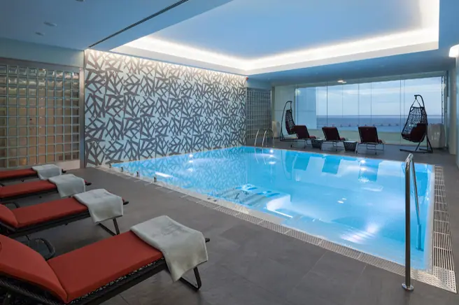 11136-11131-myriad-hotel