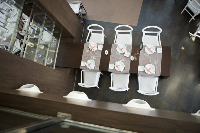 14444-14441-vertical-restaurant
