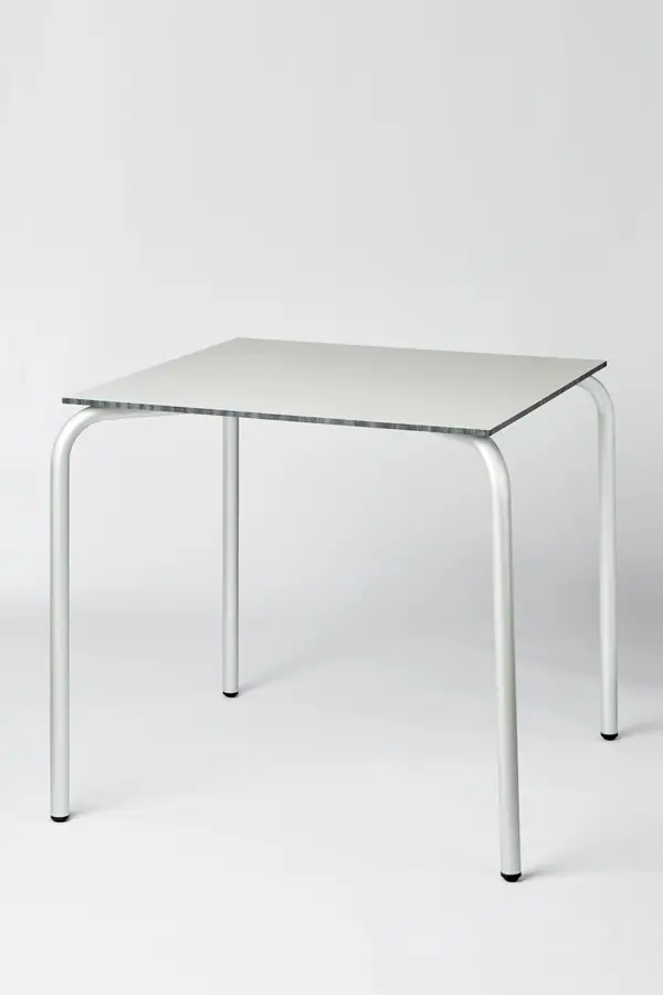 69696-69692-alza-table