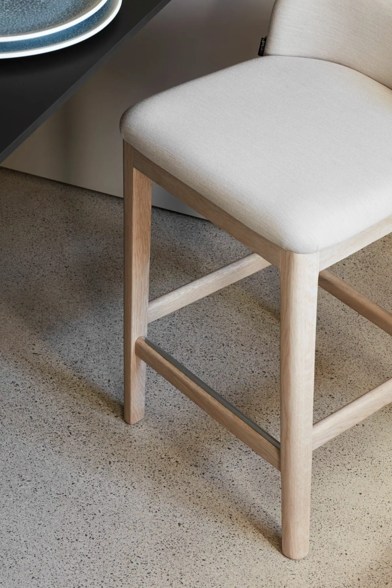 capdell-concord-stool-02