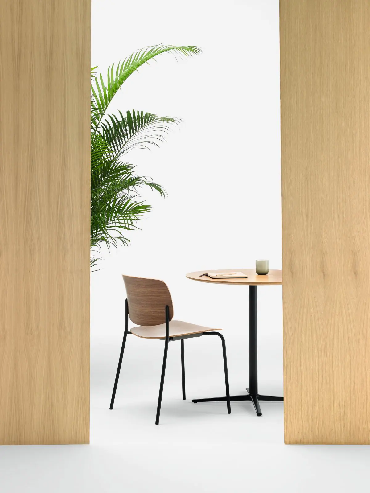 57058-42190-aryn-wood-tapiz-chair