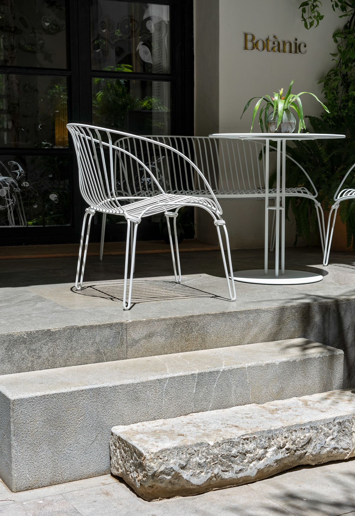65406-65399-colonial-outdoor-lounge-furniture