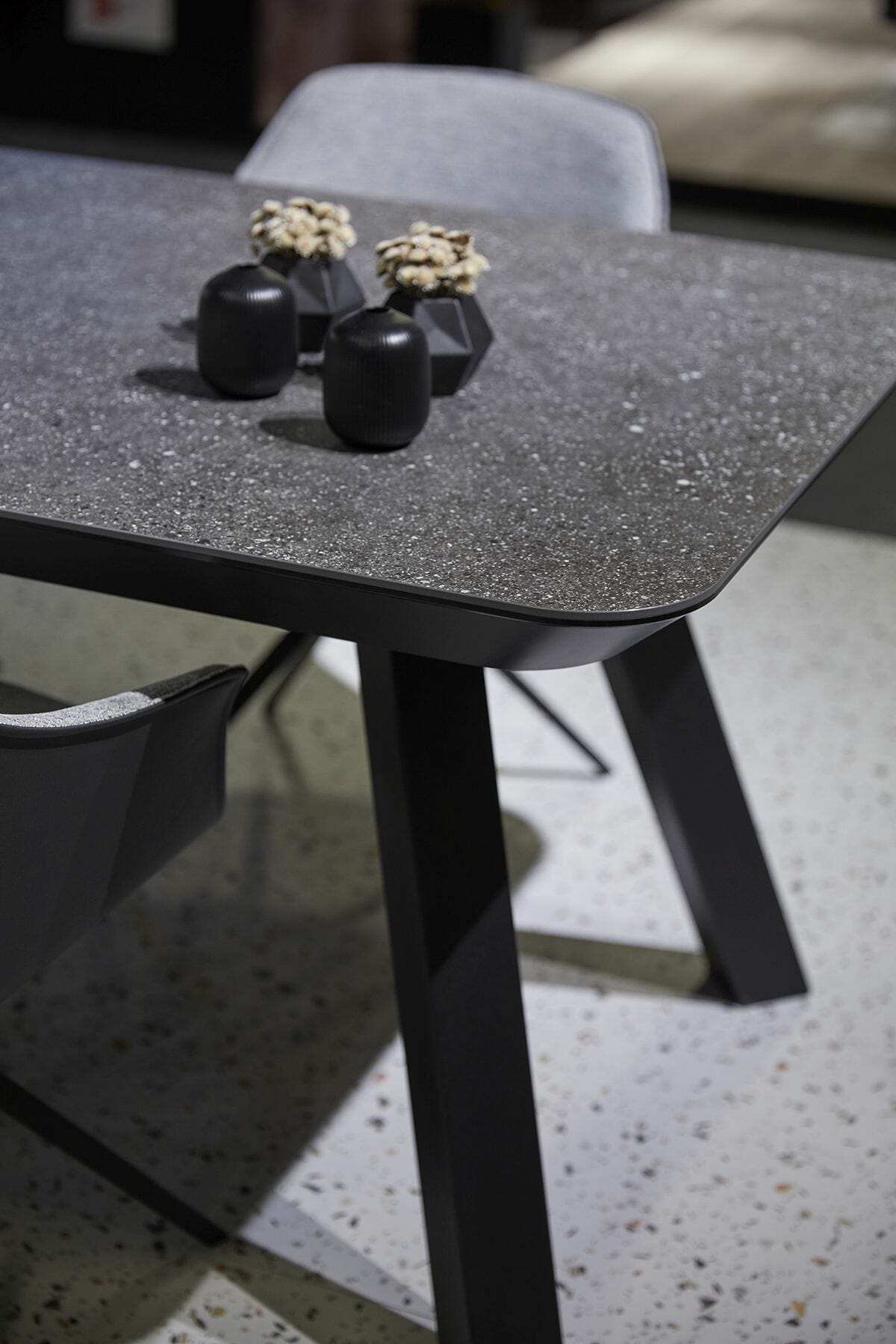 53258-26883-esla-table