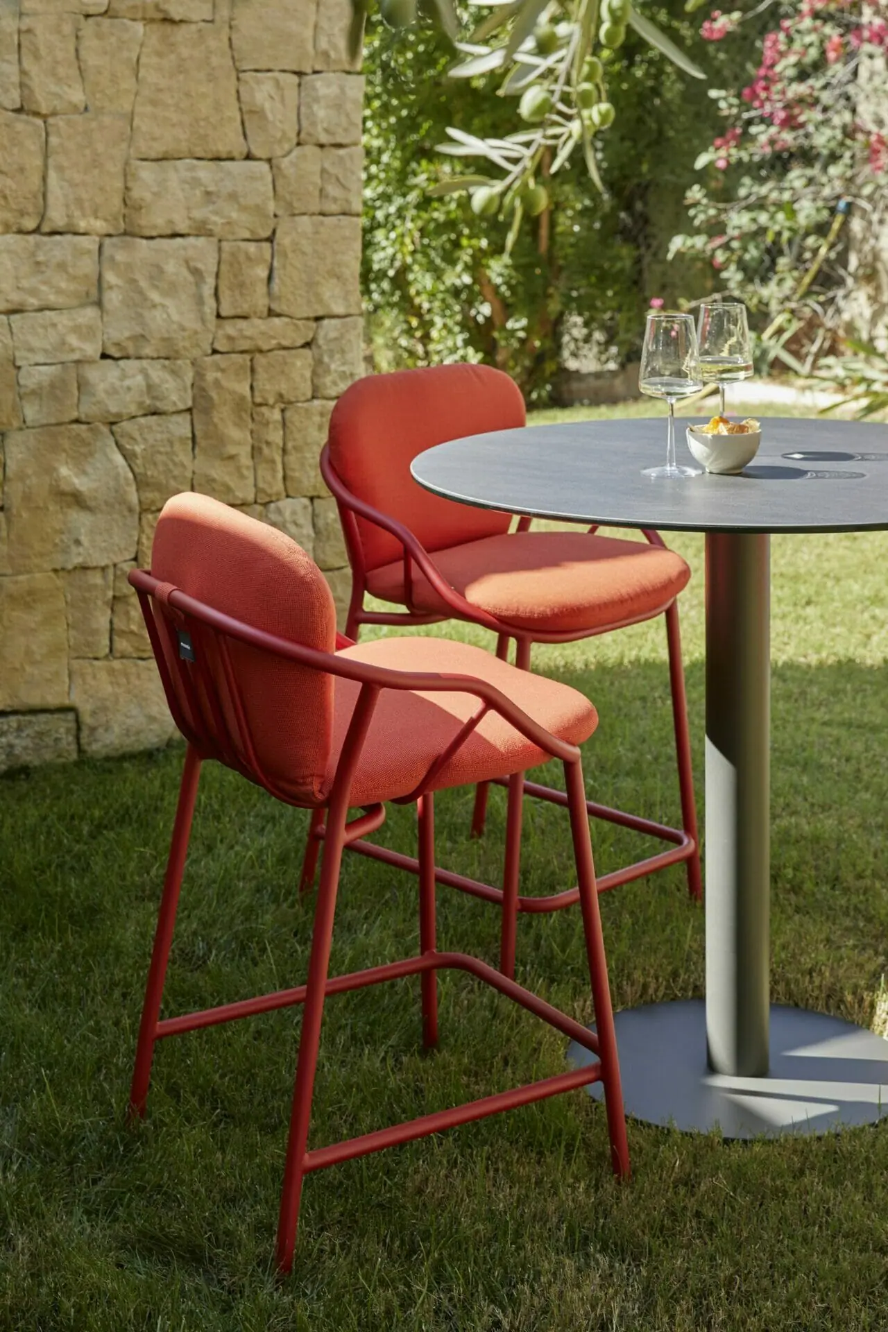55061-38380-lemon-outdoor-tables