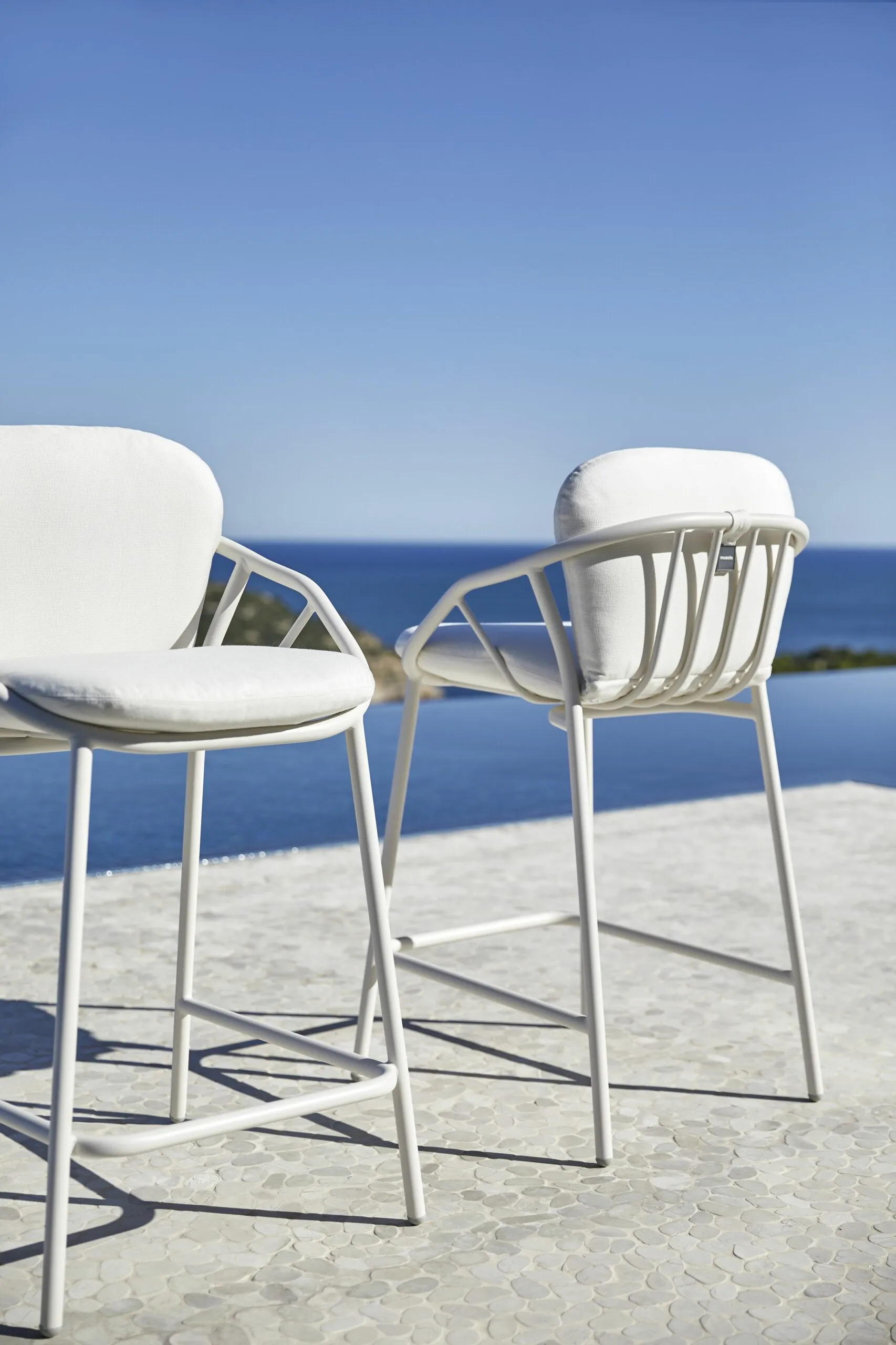55011-49272-nansa-stool