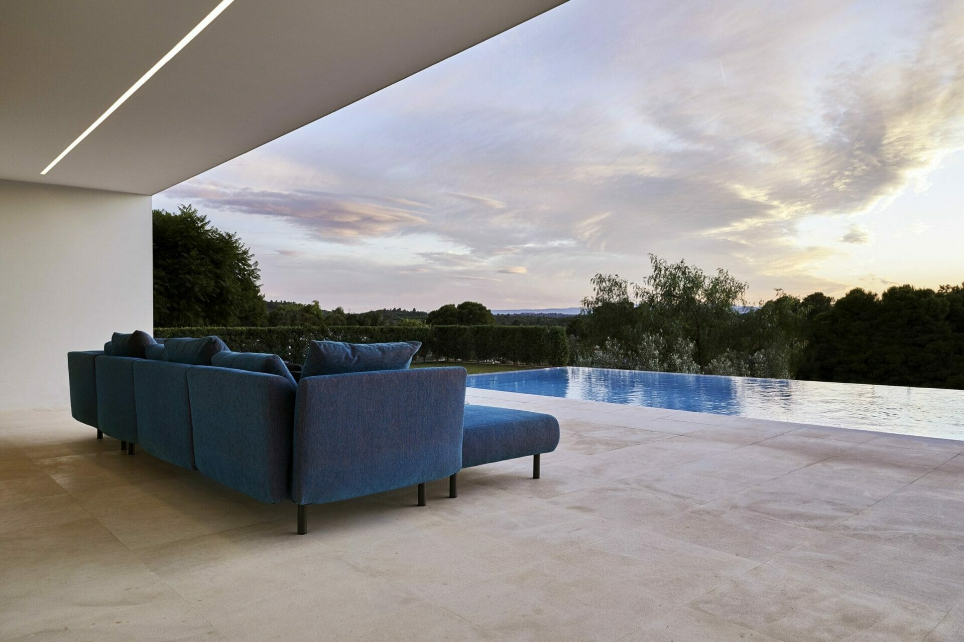 55024-49282-salinas-modular-sofa