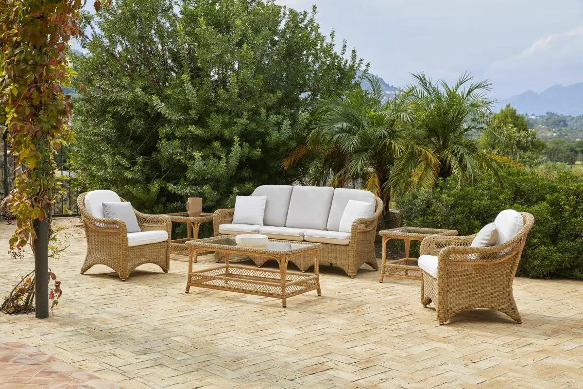 73289-73284-arena-outdoor-lounge-collection
