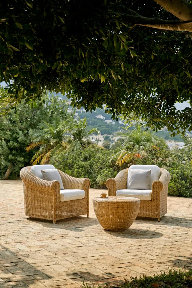 73465-73464-brumas-outdoor-lounge-collection