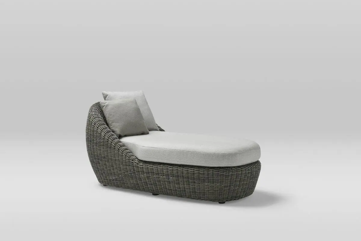 73512-68764-heritage-outdoor-lounge-collection