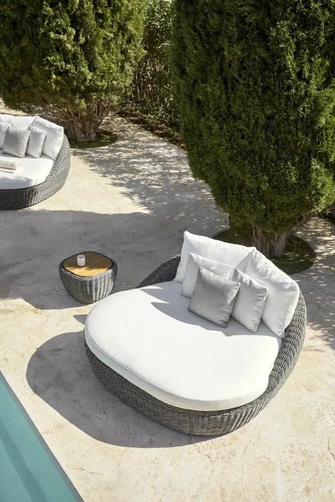 73516-68764-heritage-outdoor-lounge-collection