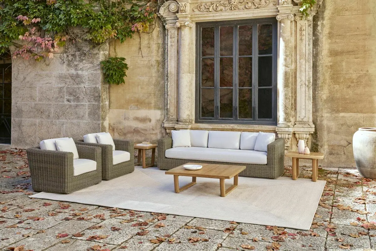 73518-68764-heritage-outdoor-lounge-collection