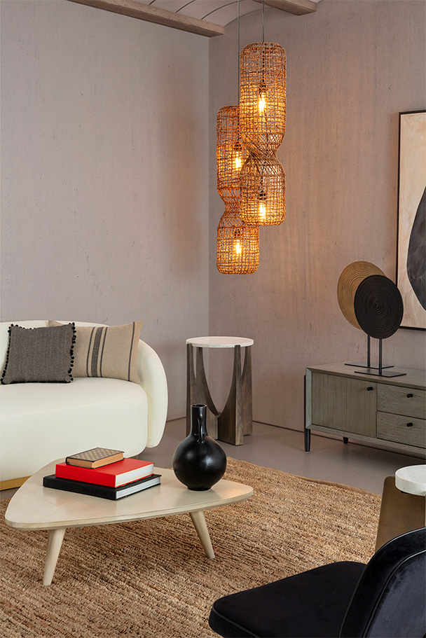 thainatura-livingroom-naturalwoods