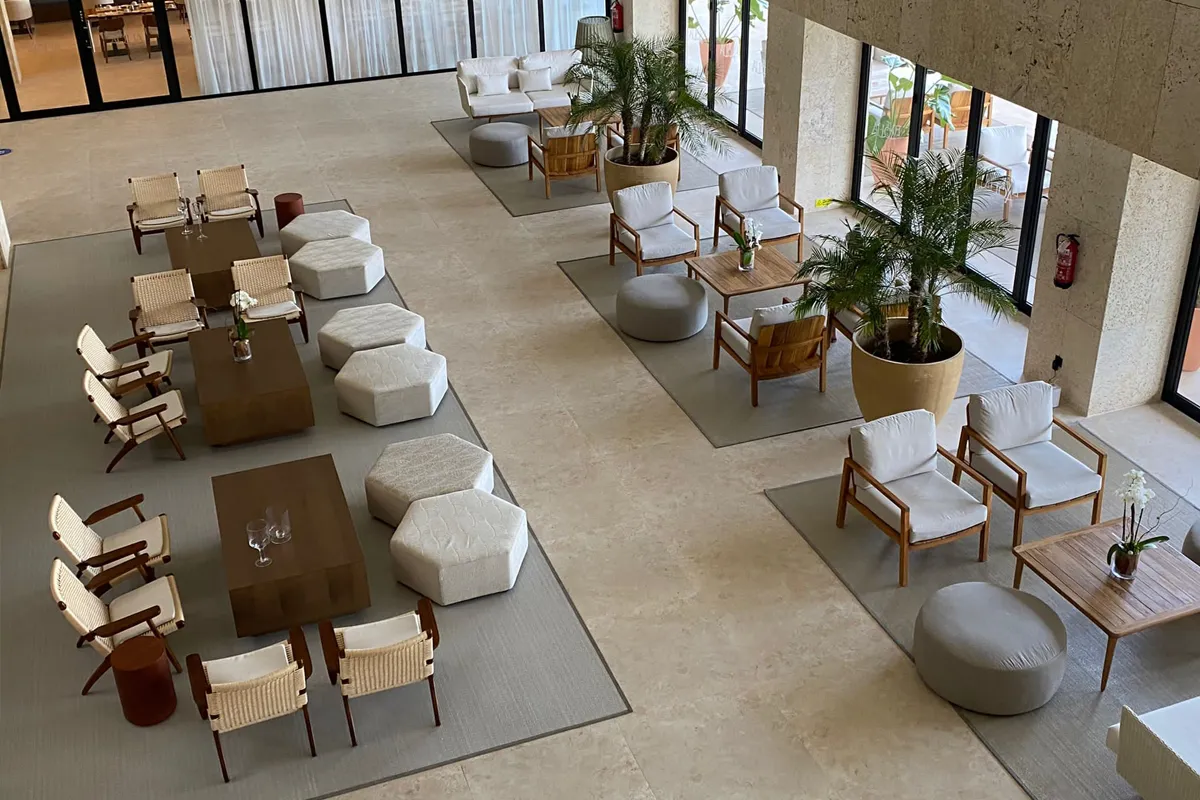 63804-63800-bg-live-aqua-beach-resort