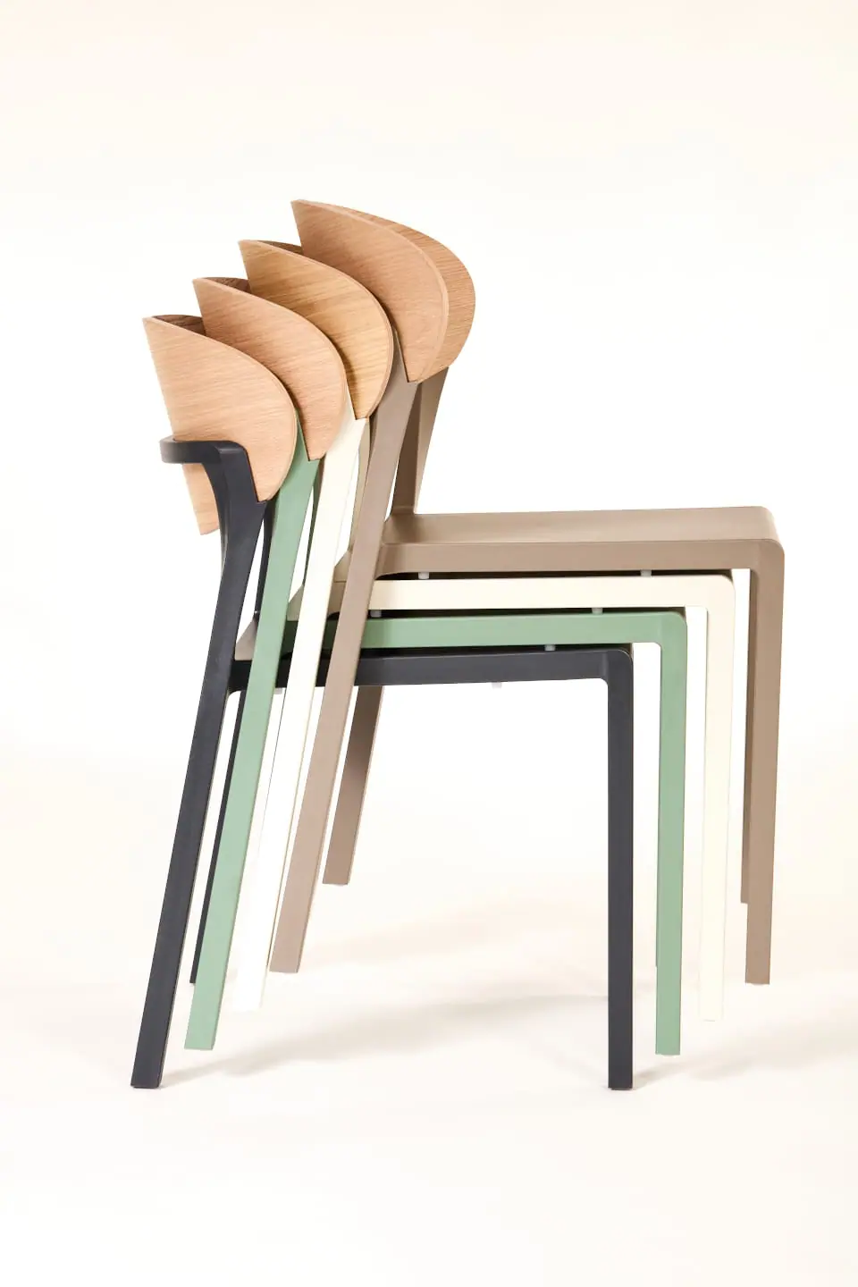 ezpeleta-bake_wood-chair010-2
