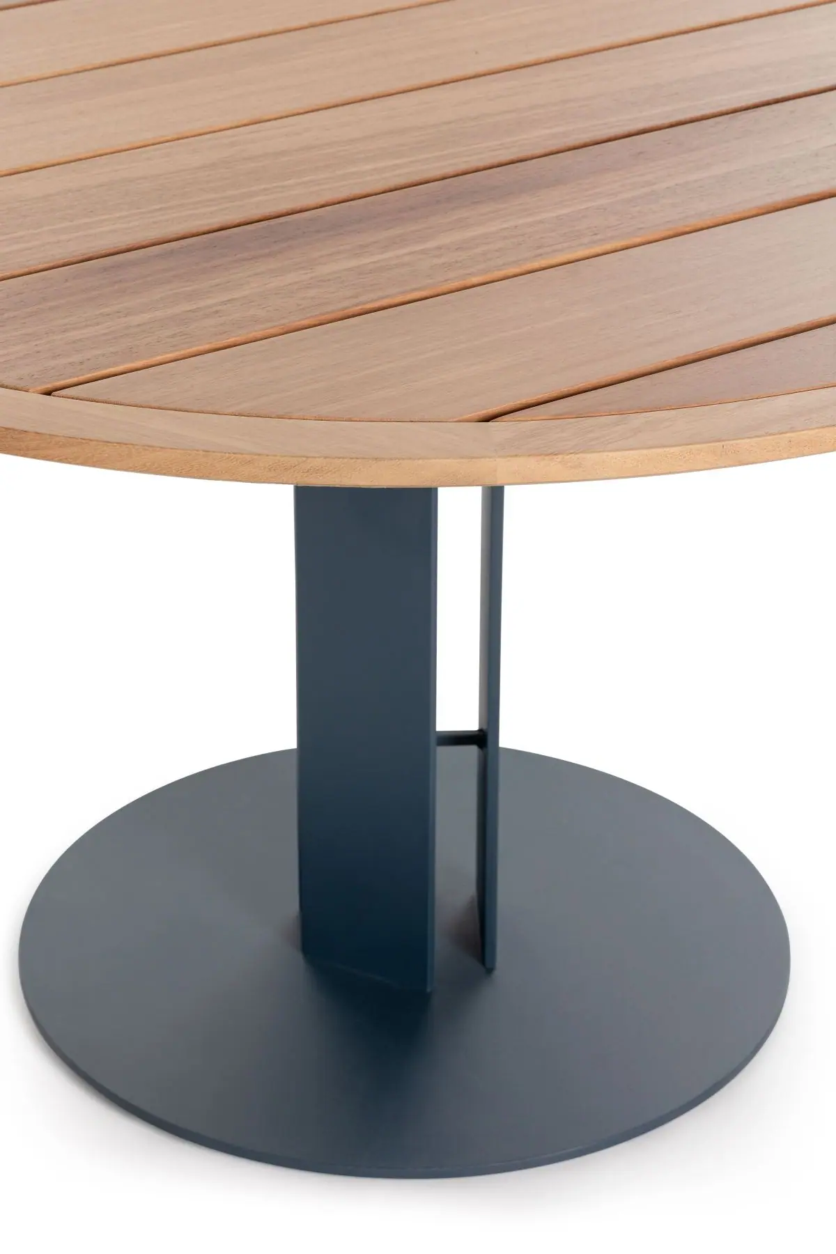80416-80392-dining-table