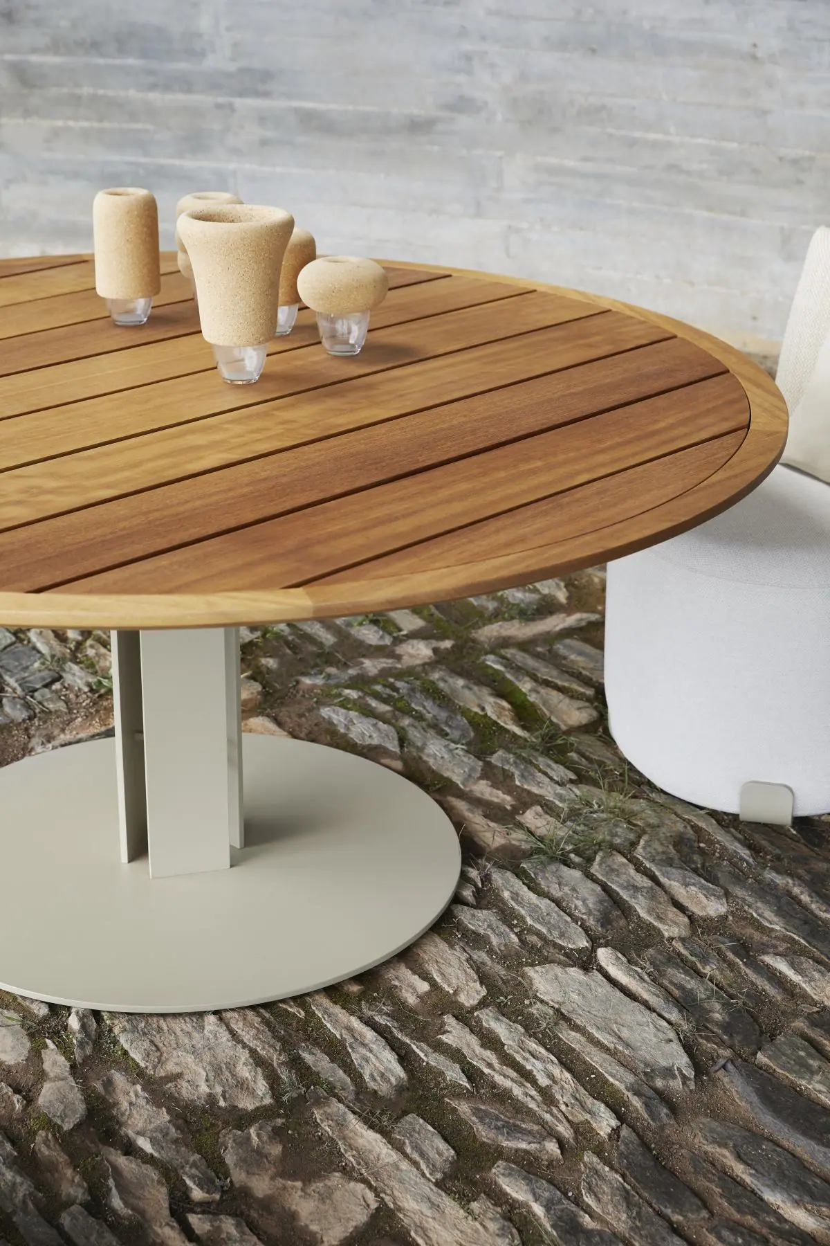 80414-80392-dining-table
