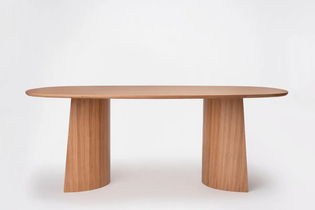 83921-83920-ginger-table