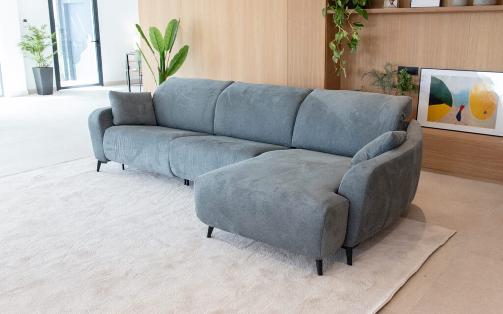 fama-babylon-sofa