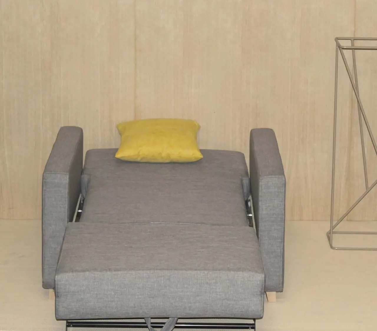 seniorcare-mitsu-sofa-bed-01