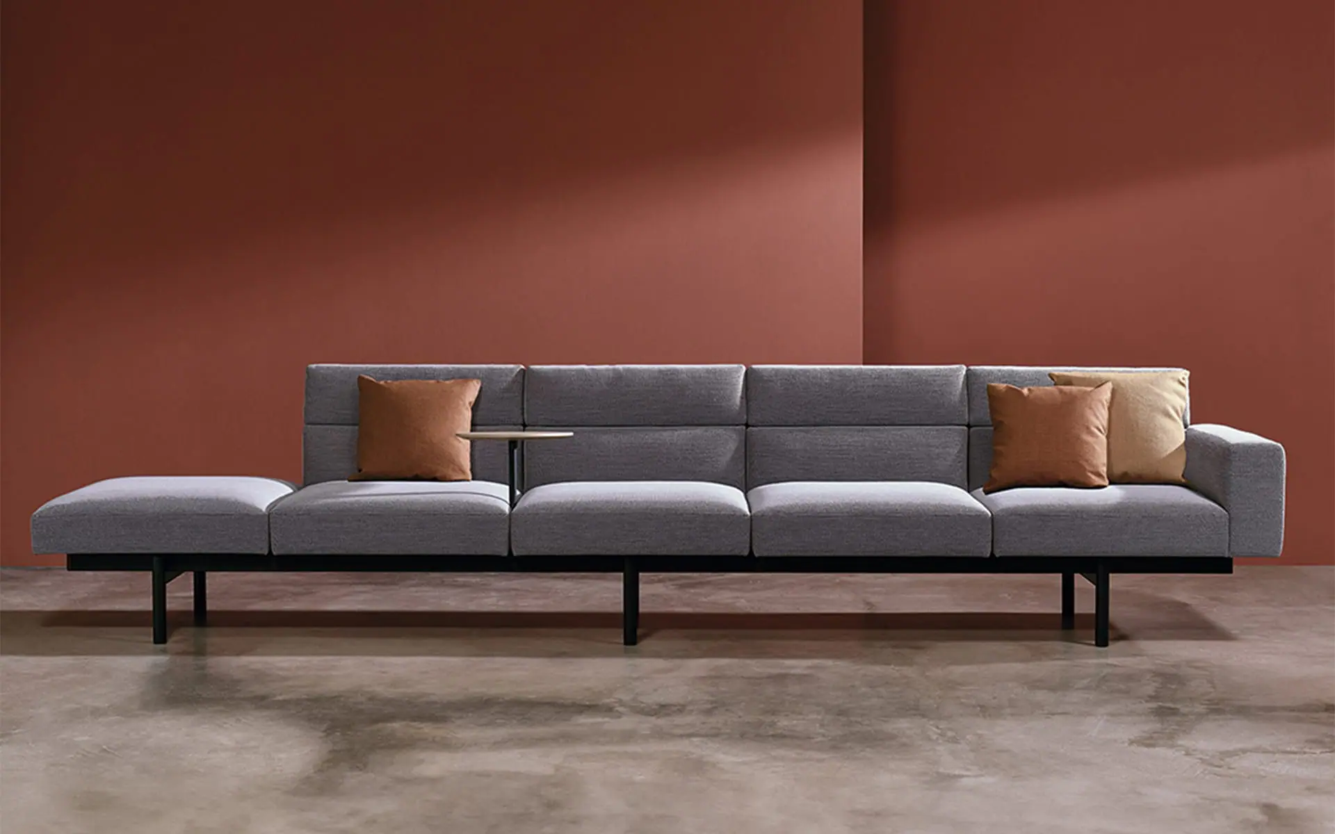 andreuworld-axial-modular-sofa-1920x1200-1