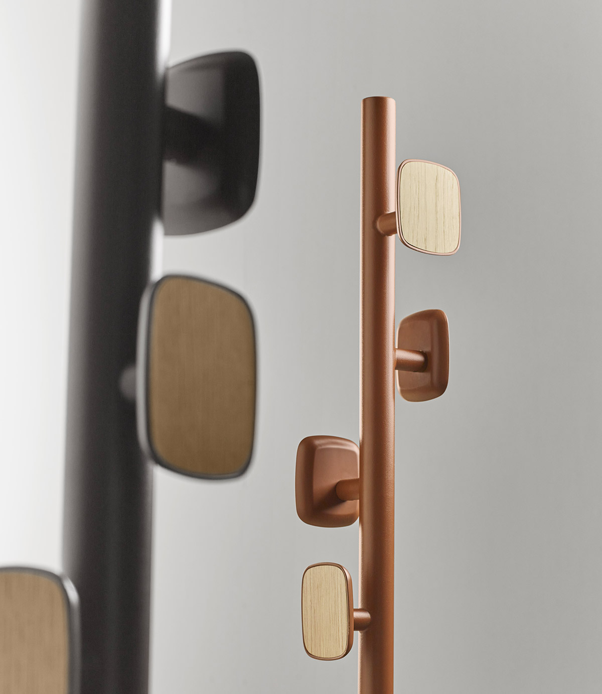 treku-goi-coat-rack05